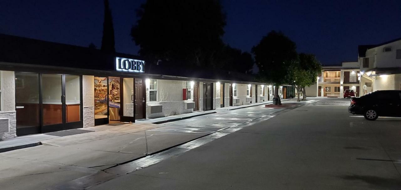 Le Blanc Inn & Suites El Monte Esterno foto